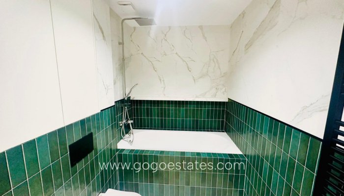 Te koop - Appartement - Appartement op de middelste verdieping - Alicante - Alicante Centro