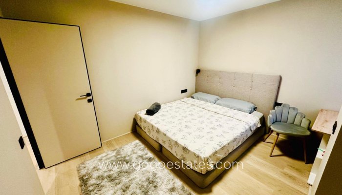 Te koop - Appartement - Appartement op de middelste verdieping - Alicante - Alicante Centro