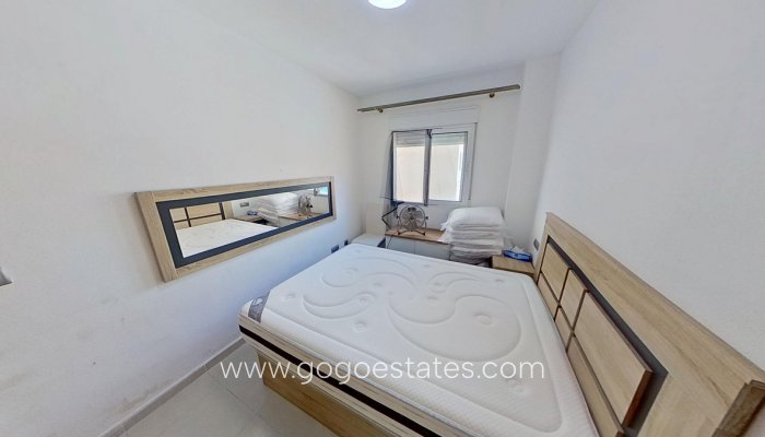 Te koop - Appartement - Appartement op de middelste verdieping - Torrevieja - Torrevieja Centro