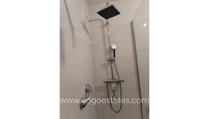 Te koop - Appartement - Appartement op de middelste verdieping - Torrevieja - Torrevieja Centro