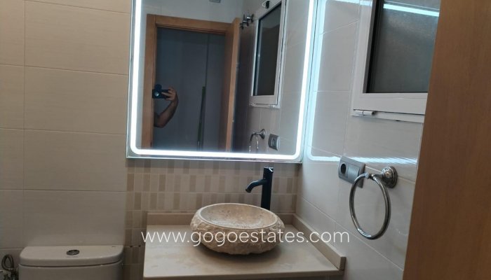 Te koop - Appartement - Appartement op de middelste verdieping - Torrevieja - Torrevieja Centro