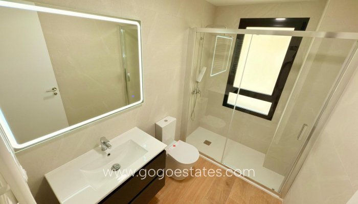 Te koop - Appartement - Appartement op de middelste verdieping - Alicante - Alicante Centro