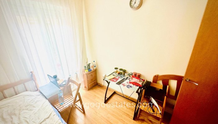 Te koop - Appartement - Appartement op de middelste verdieping - Alicante - Alicante Centro