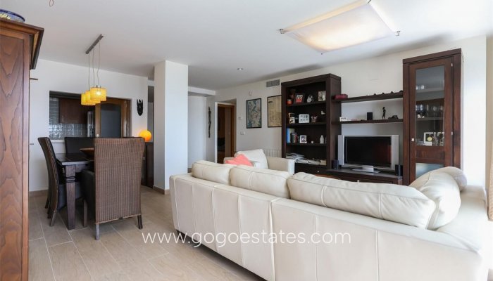 Te koop - Appartement - Appartement op de middelste verdieping - Torrevieja - Torrevieja Centro