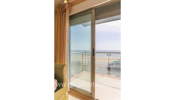 Te koop - Appartement - Appartement op de middelste verdieping - Torrevieja - Torrevieja Centro