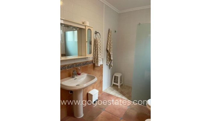 Te koop - Appartement - Appartement op de middelste verdieping - Torrevieja - Torrevieja Centro