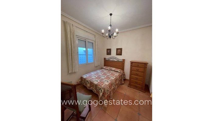 Te koop - Appartement - Appartement op de middelste verdieping - Torrevieja - Torrevieja Centro