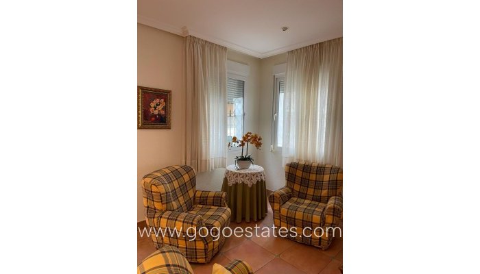 Te koop - Appartement - Appartement op de middelste verdieping - Torrevieja - Torrevieja Centro