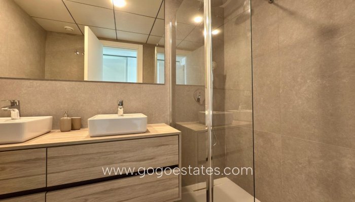 Venta - Apartamento - Apartamento Planta Media - Finestrat