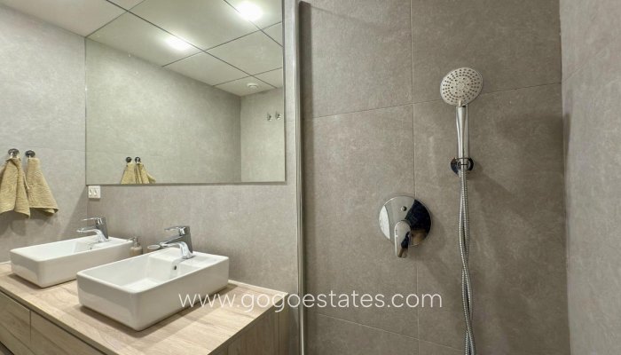 Venta - Apartamento - Apartamento Planta Media - Finestrat