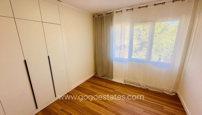 Te koop - Appartement - Appartement op de middelste verdieping - Alicante - Alicante Centro
