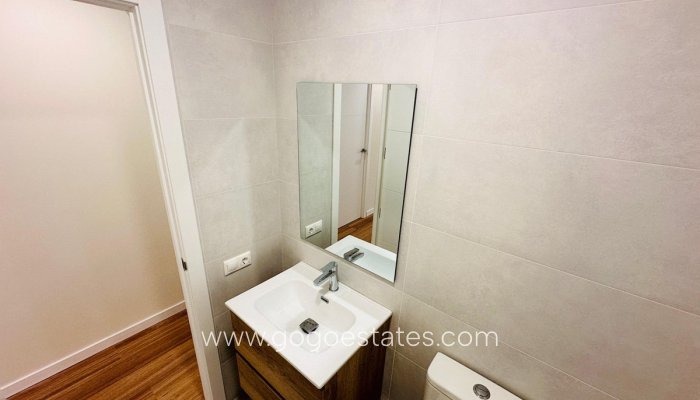 Te koop - Appartement - Appartement op de middelste verdieping - Alicante - Alicante Centro