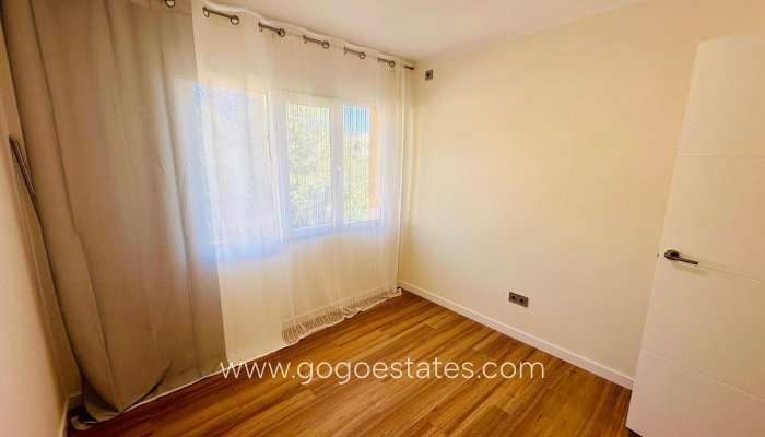 Te koop - Appartement - Appartement op de middelste verdieping - Alicante - Alicante Centro