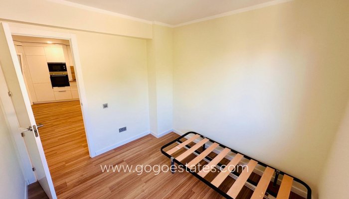 Te koop - Appartement - Appartement op de middelste verdieping - Alicante - Alicante Centro