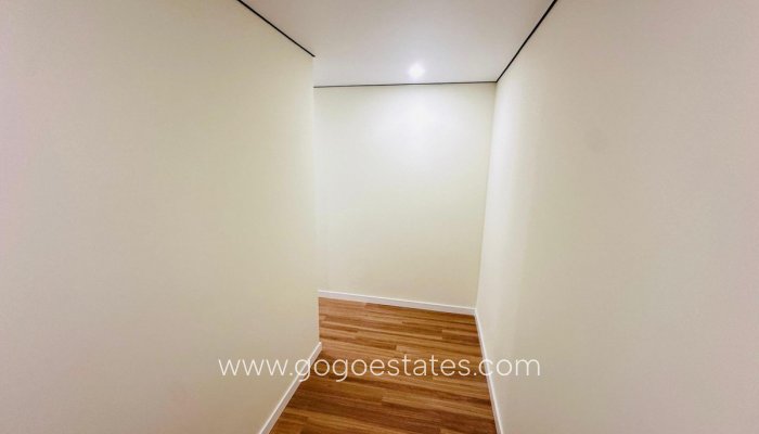 Te koop - Appartement - Appartement op de middelste verdieping - Alicante - Alicante Centro