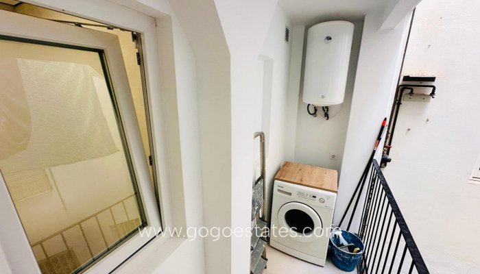 Te koop - Appartement - Appartement op de middelste verdieping - Alicante - Alicante Centro