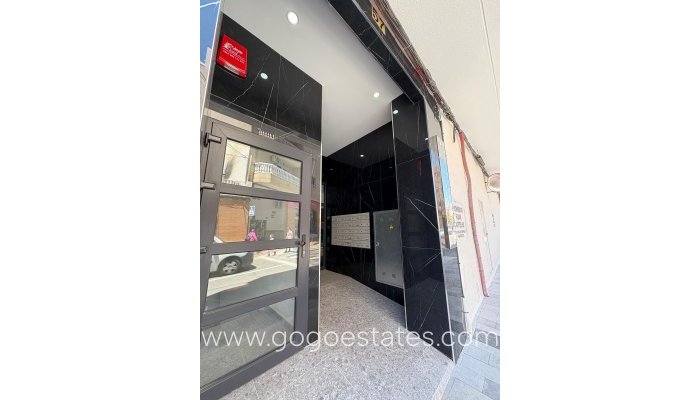 Te koop - Appartement - Appartement op de middelste verdieping - Torrevieja - Torrevieja Centro