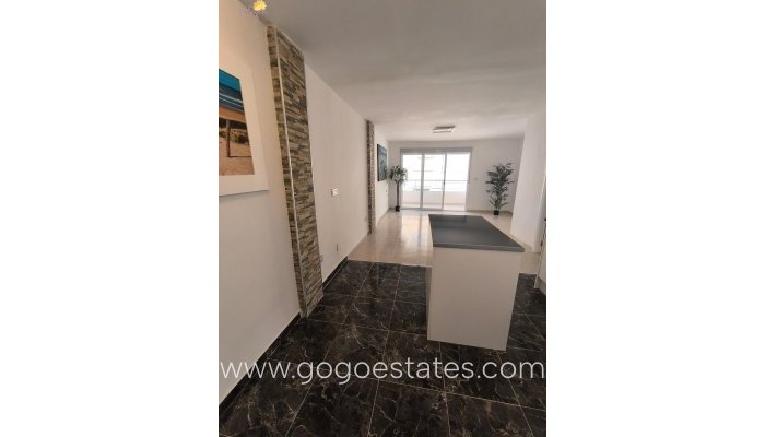 Te koop - Appartement - Appartement op de middelste verdieping - Torrevieja - Torrevieja Centro