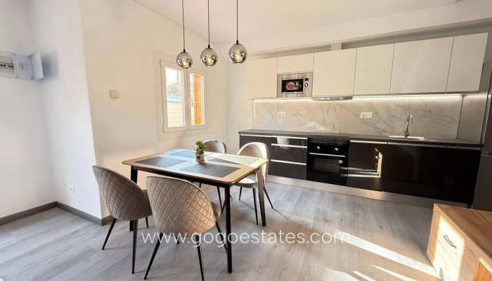 Te koop - Huis - Bungalow - Orihuela - Orihuela Costa