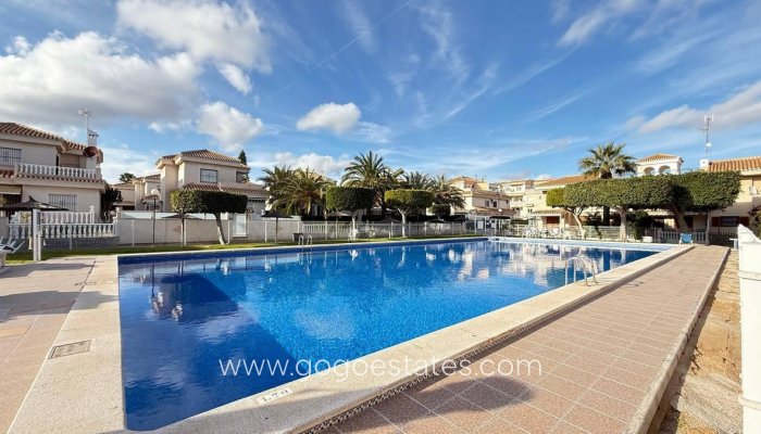 Te koop - Huis - Bungalow - Orihuela - Orihuela Costa