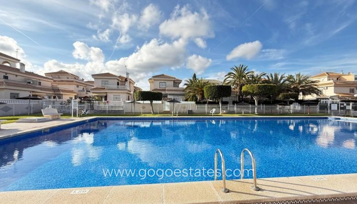 Te koop - Huis - Bungalow - Orihuela - Orihuela Costa