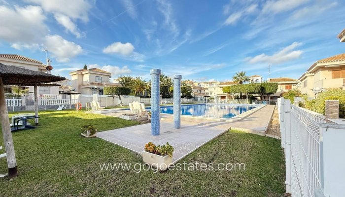 Te koop - Huis - Bungalow - Orihuela - Orihuela Costa