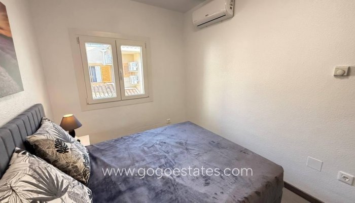 Te koop - Huis - Bungalow - Orihuela - Orihuela Costa