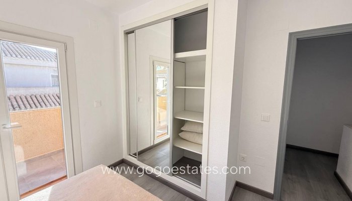 Te koop - Huis - Bungalow - Orihuela - Orihuela Costa