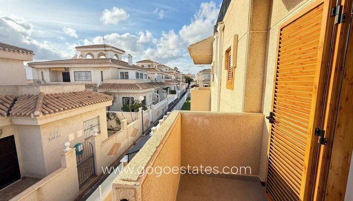 Te koop - Huis - Bungalow - Orihuela - Orihuela Costa