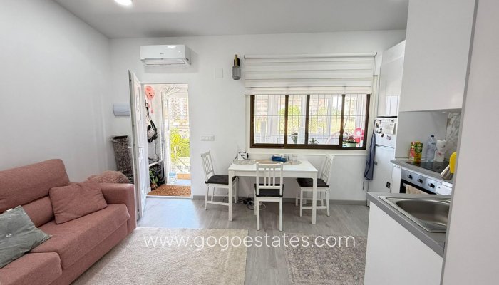 Te koop - Huis - Bungalow - Torrevieja - Torrevieja Centro