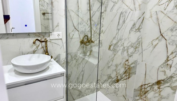 Te koop - Huis - Bungalow - Torrevieja - Torrevieja Centro