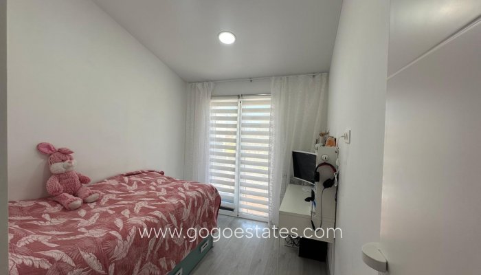 Te koop - Huis - Bungalow - Torrevieja - Torrevieja Centro