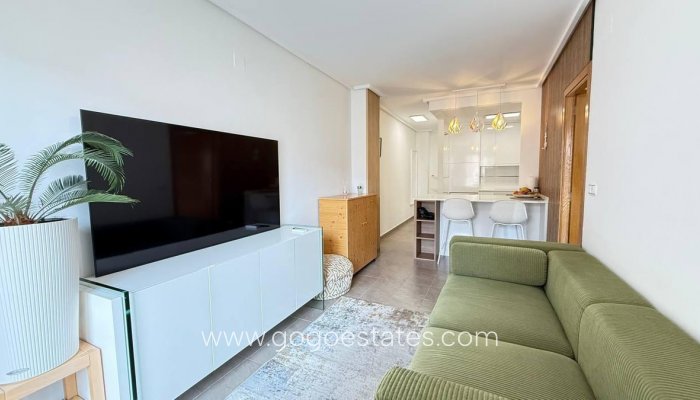 Te koop - Appartement - Appartement op de middelste verdieping - Torrevieja - Torrevieja Centro