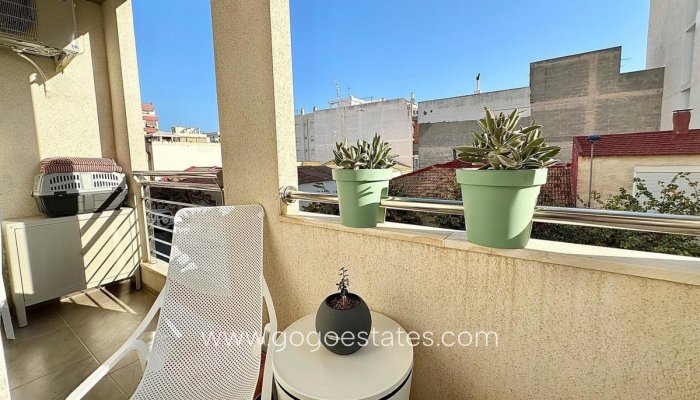 Te koop - Appartement - Appartement op de middelste verdieping - Torrevieja - Torrevieja Centro