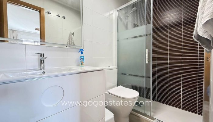 Te koop - Appartement - Appartement op de middelste verdieping - Torrevieja - Torrevieja Centro