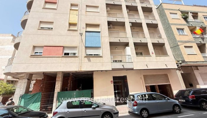Te koop - Appartement - Appartement op de middelste verdieping - Torrevieja - Torrevieja Centro