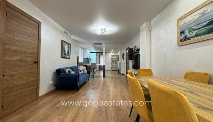 Te koop - Appartement - Appartement op de middelste verdieping - Torrevieja - Torrevieja Centro