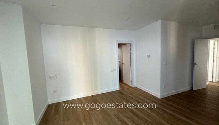 Te koop - Appartement - Appartement op de middelste verdieping - Benidorm - Benidorm Centro