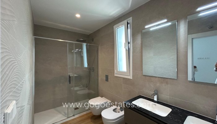 Te koop - Appartement - Appartement op de middelste verdieping - Benidorm - Benidorm Centro