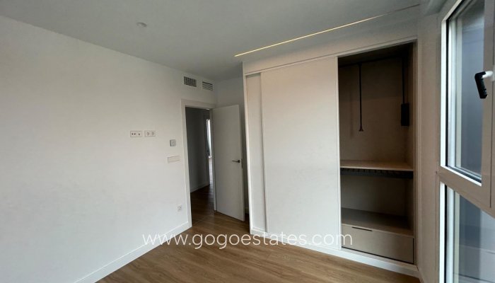 Te koop - Appartement - Appartement op de middelste verdieping - Benidorm - Benidorm Centro