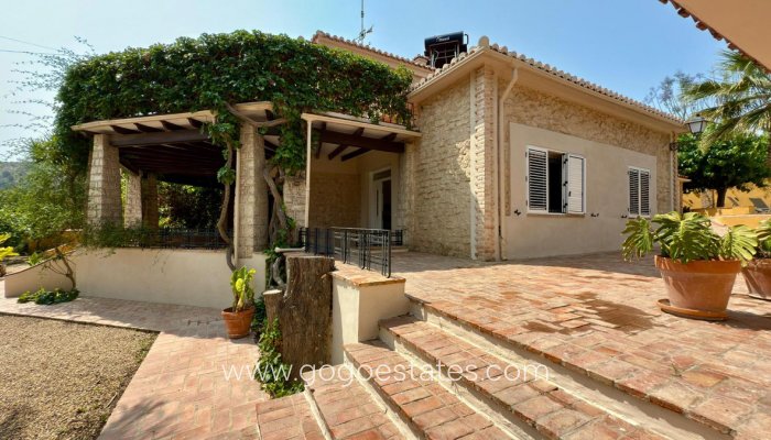 Te koop - Huis - Vrijstaande Villa - Alicante - Alicante Centro