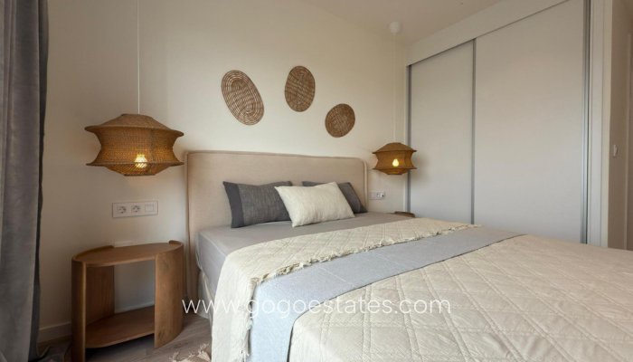 Te koop - Huis - Stadswoning - Finestrat