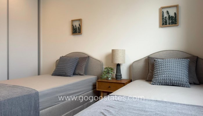 Te koop - Huis - Stadswoning - Finestrat