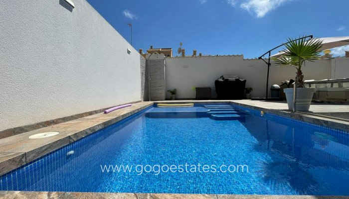 Te koop - Huis - Bungalow - Orihuela - Orihuela Costa