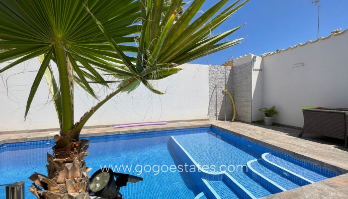 Te koop - Huis - Bungalow - Orihuela - Orihuela Costa