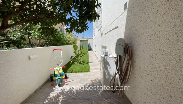 Te koop - Huis - Bungalow - Orihuela - Orihuela Costa