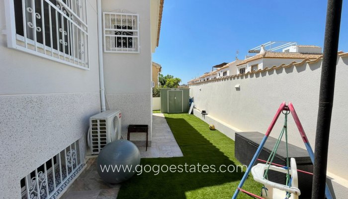 Te koop - Huis - Bungalow - Orihuela - Orihuela Costa