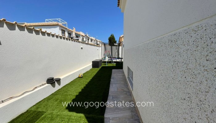 Te koop - Huis - Bungalow - Orihuela - Orihuela Costa