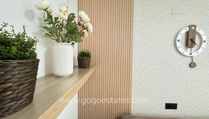 Te koop - Appartement - Appartement op de middelste verdieping - Torrevieja - Torrevieja Centro