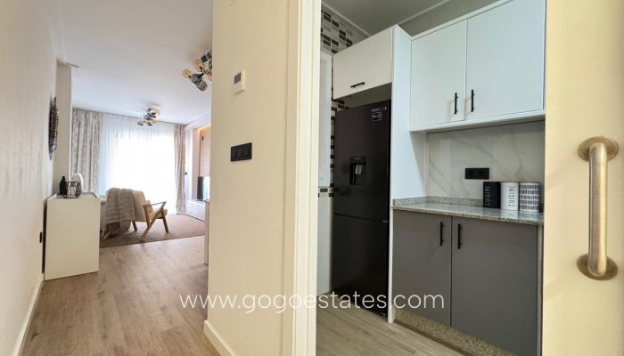 Te koop - Appartement - Appartement op de middelste verdieping - Torrevieja - Torrevieja Centro